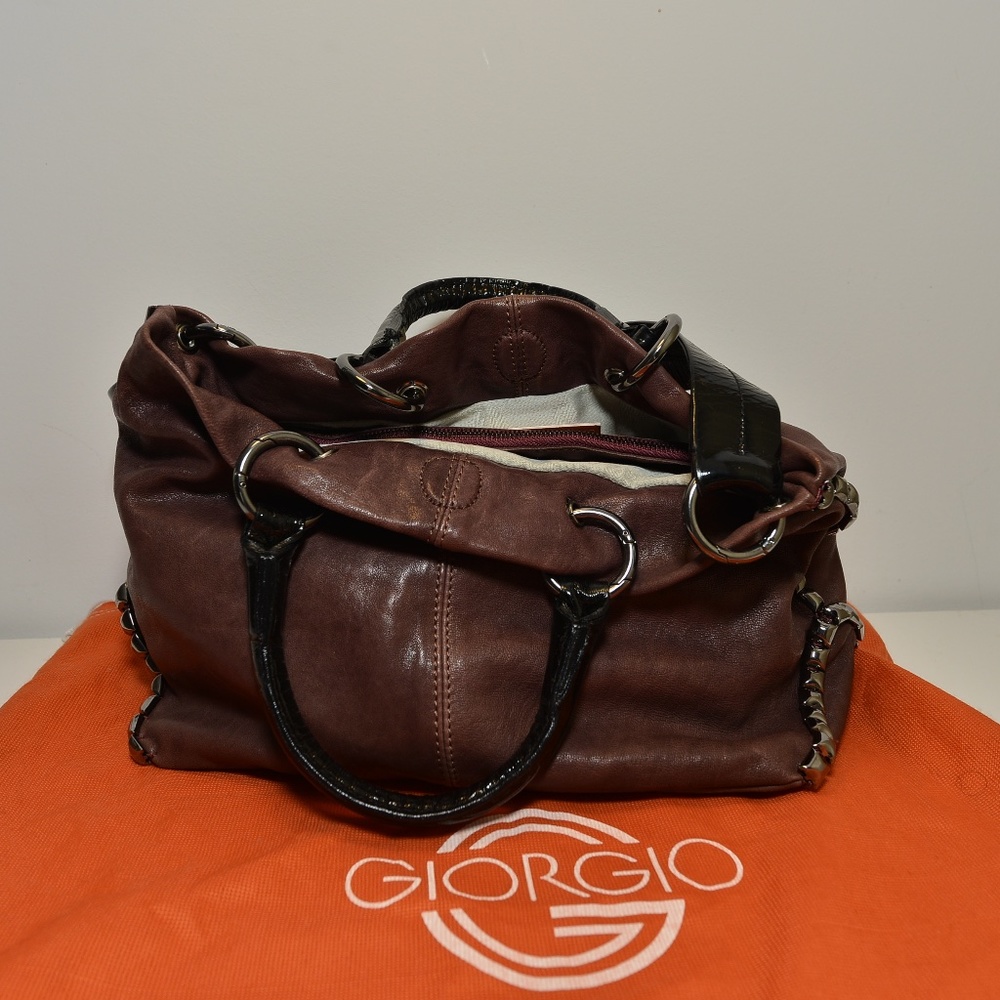 Discontinued Giorgio G purse